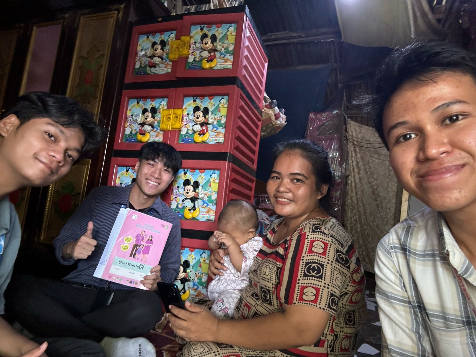 Pertemuan ke-4 (Pertemuan pertama dengan ibu Nia dan Adik Ratu) (7 Maret 2025)